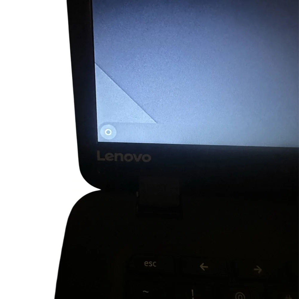 Lenovo 2016 Chromebook N42-20 – 11.6” – Works – Charger Included